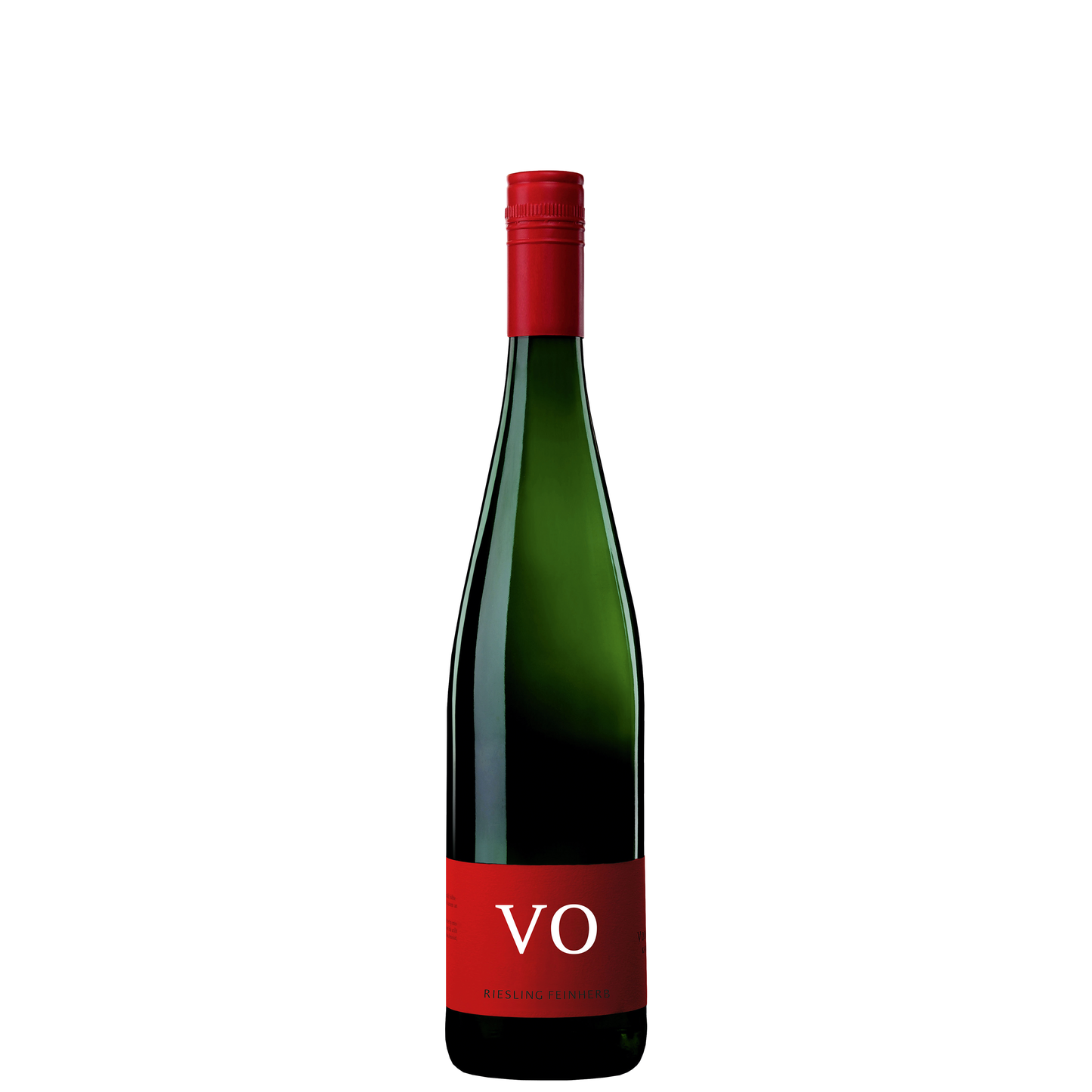 Grüne Weinflasche mit roter Kapsel und rotem Etikett mit der Aufschrift VO Riesling feinherb vor weissem Hintergrund