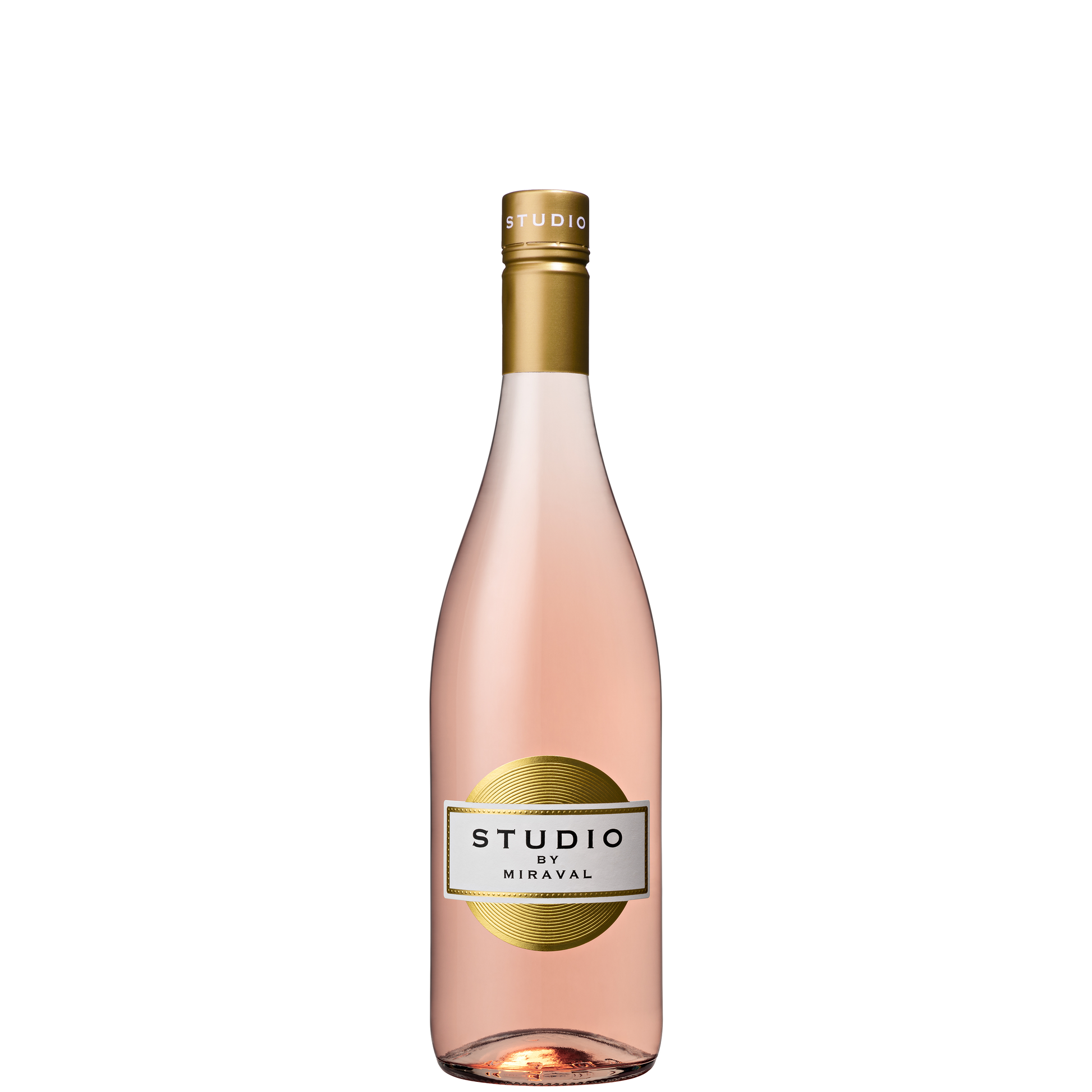 Flasche Studio by Miraval Roséwein mit hellrosa Inhalt, goldener Kapsel und rundem goldenen Etikett vor weißem Hintergrund.